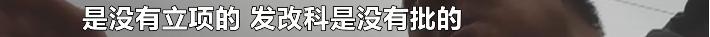DƬ